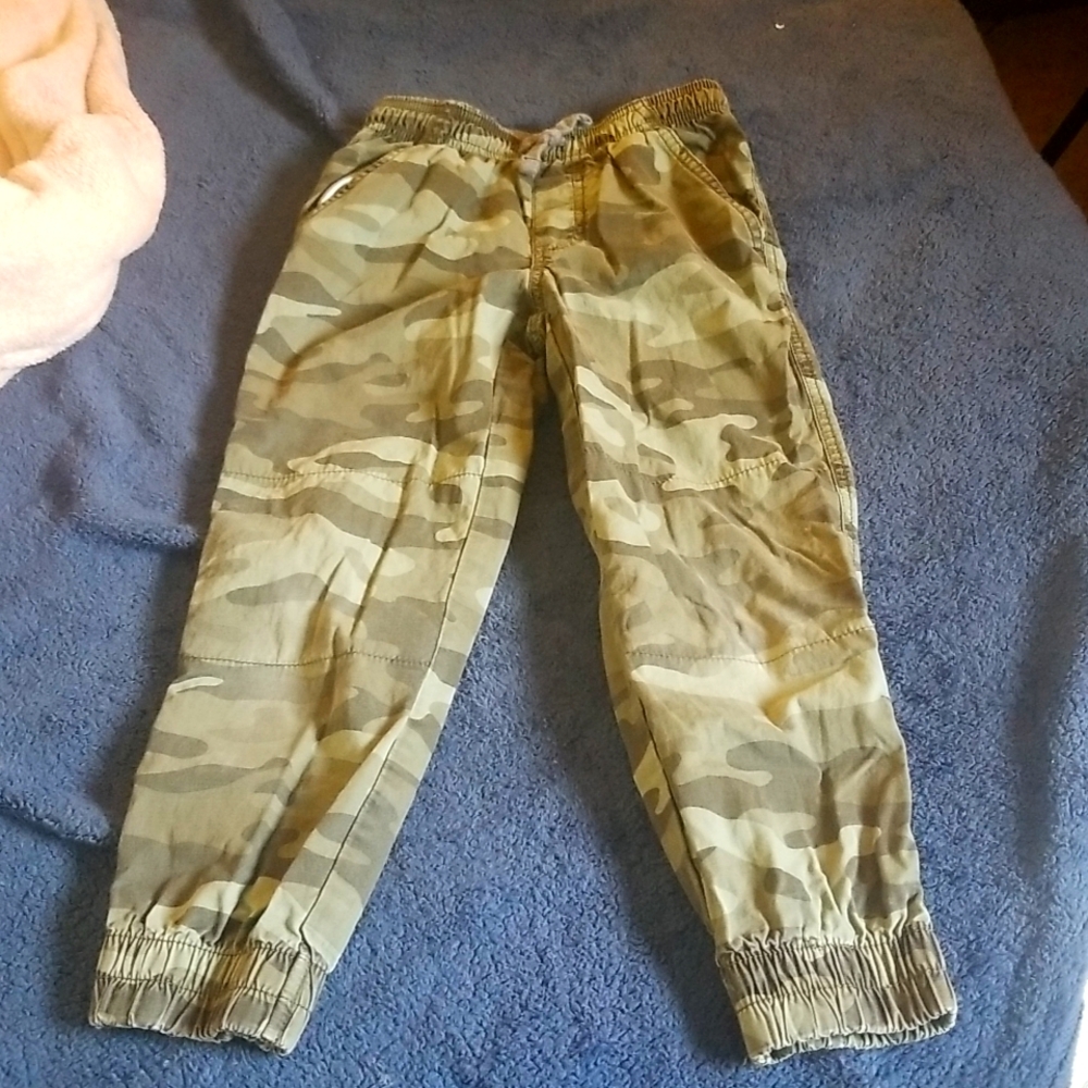 camouflage pants